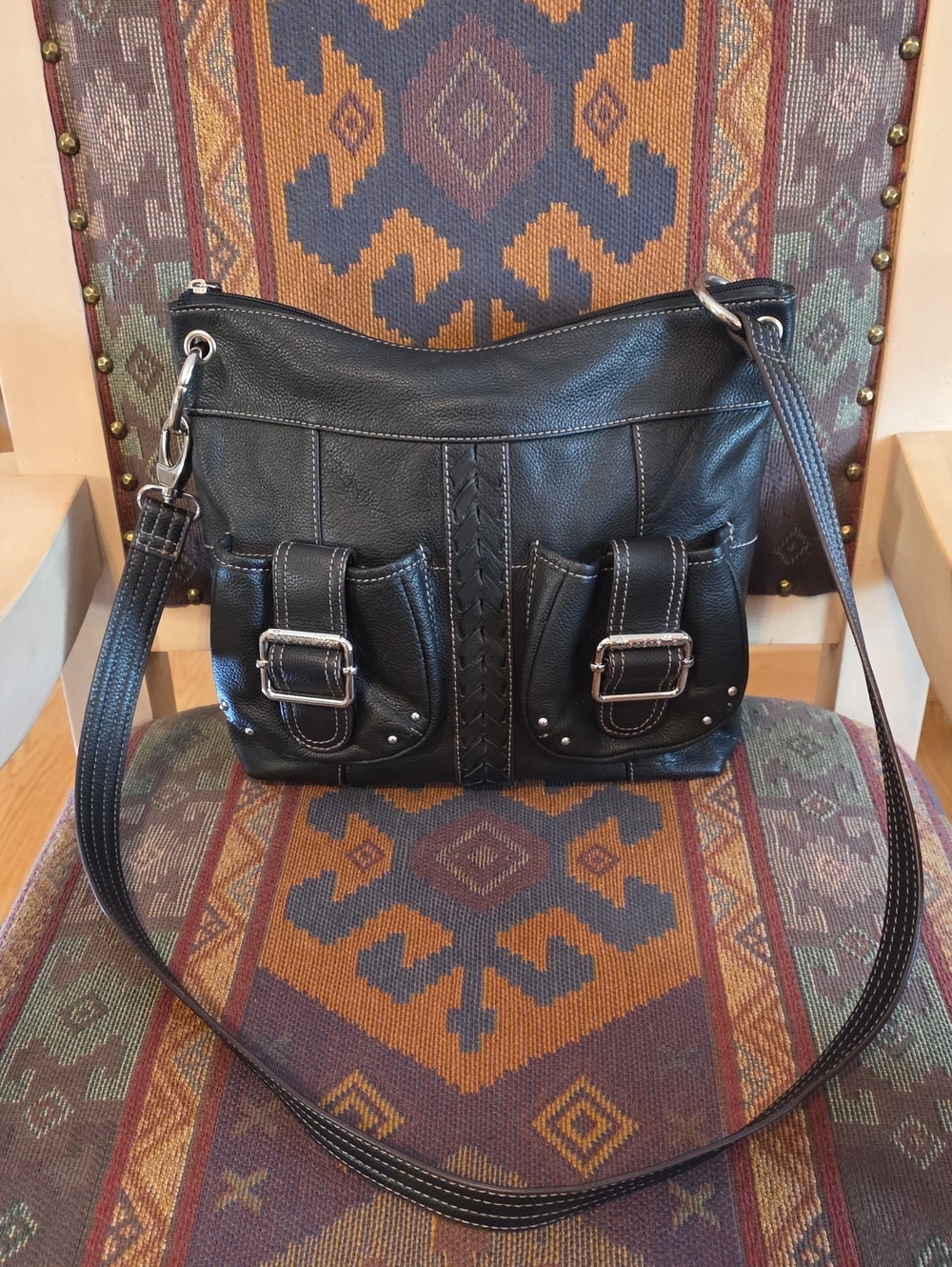 Vintage Tignanello Black Pebbled Leather Crossbody Bag Buckle Details EUC - Picture 6 of 15